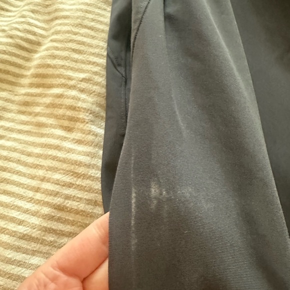 LULULEMON SLIM FIT COMMISSION PANT SIZE 33 LENGTH 28 - Picture 4 of 6